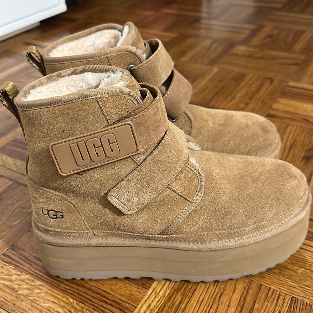 UGG Neumal Platform Bootie Chestnut